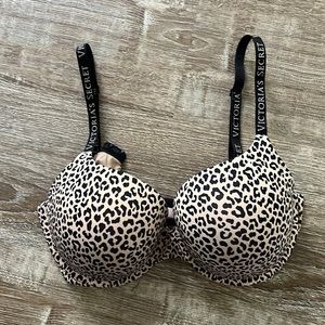 Victoria’s Secret leopard print push up bra 36DD